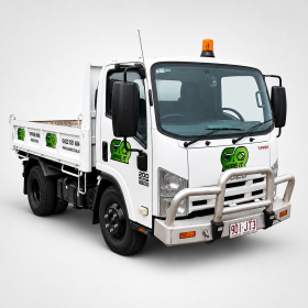2011 Isuzu NLR Series Tip Truck